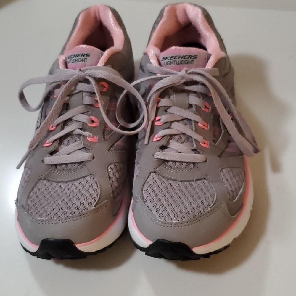 Skechers Memory Foam Women's Sneakers Size 7.5